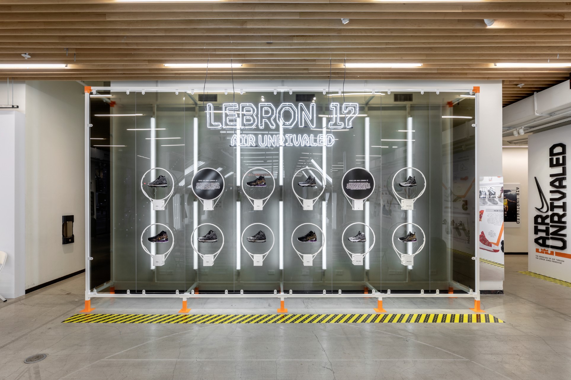耐克勒布朗 17 纽约苏荷区丨美国纽约丨Nike 零售体验设计团队-17