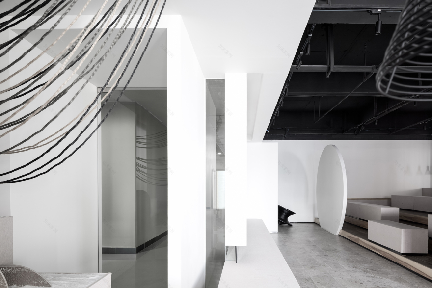 错层空间的艺术探索丨中国佛山-0