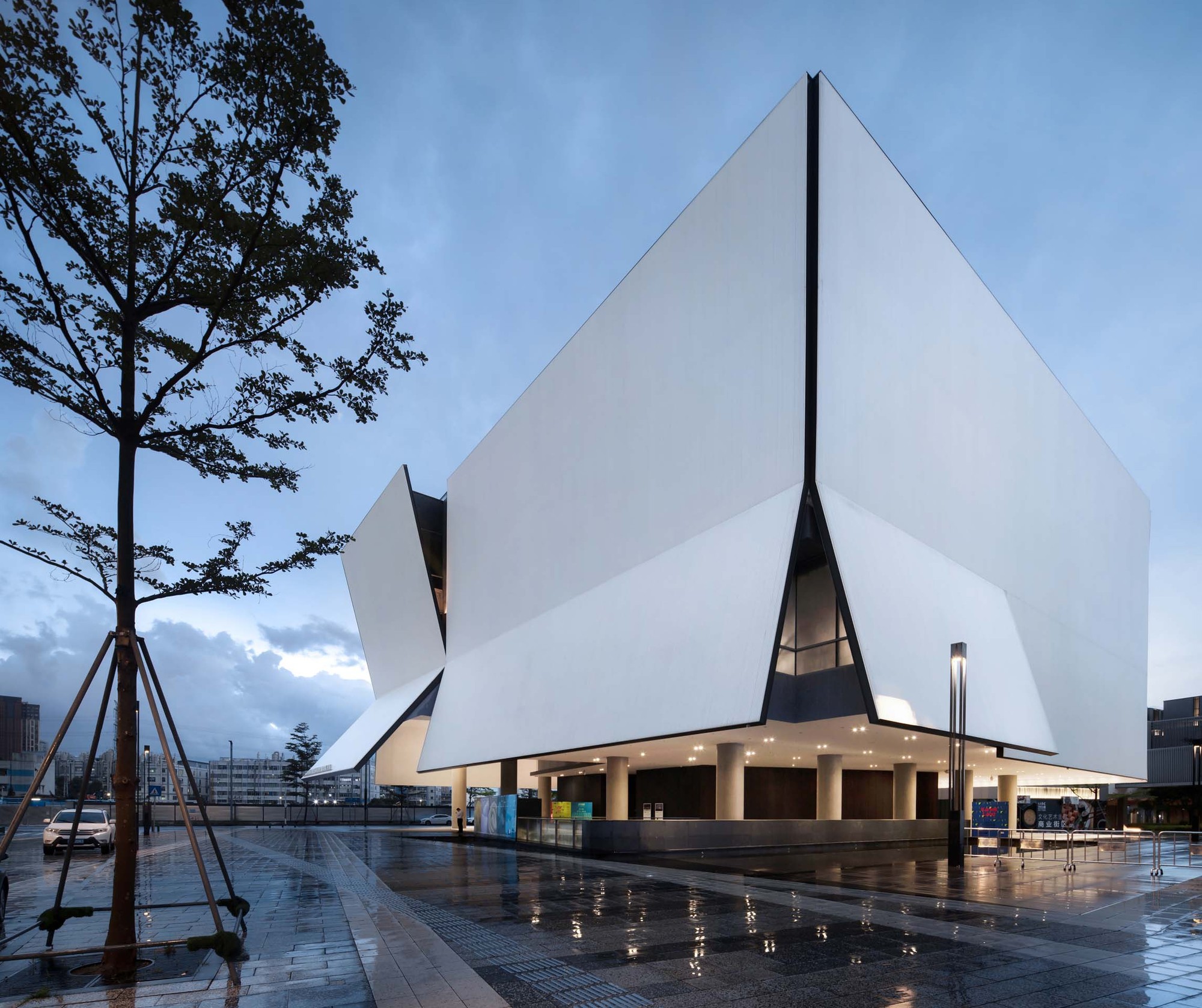 iADC Design Museum / Rocco Design Architects Associates-33