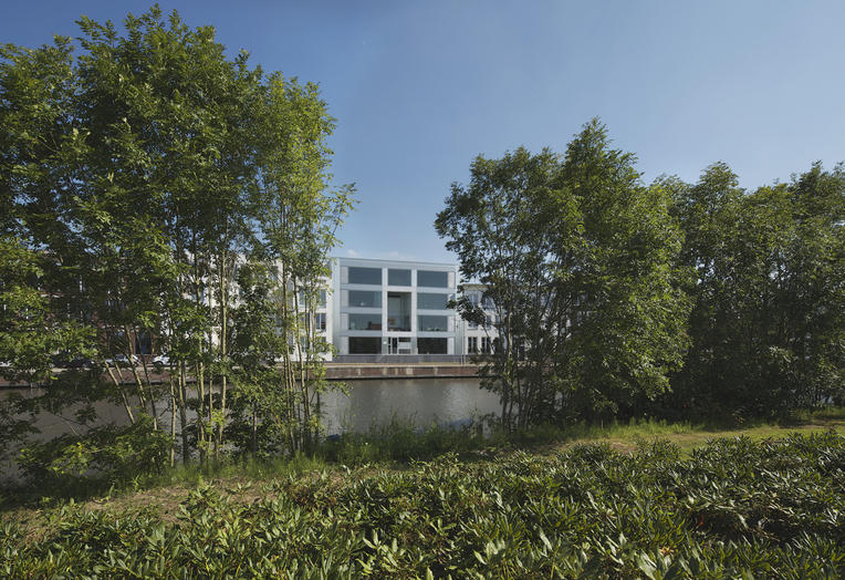 奥普·布伦（注：Op Buuren可能是人名，这是按照音译给出的结果）丨荷兰丨Liesbeth van der Pol及其团队-34