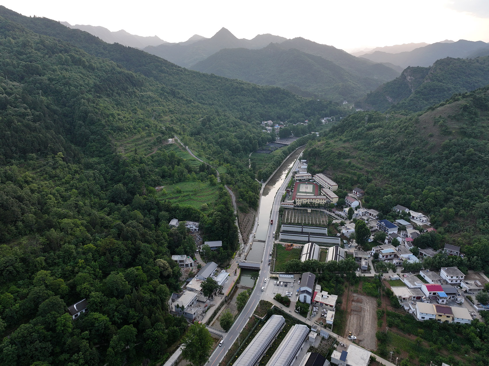 商洛七星村北斗山居民宿群落丨中国商洛丨垣建筑设计工作室（西安建筑科技大学建筑学院）-242