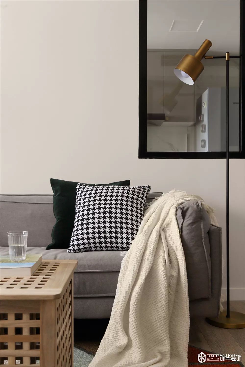 百平米单身之家，红绿北欧风设计惊艳亮相-36