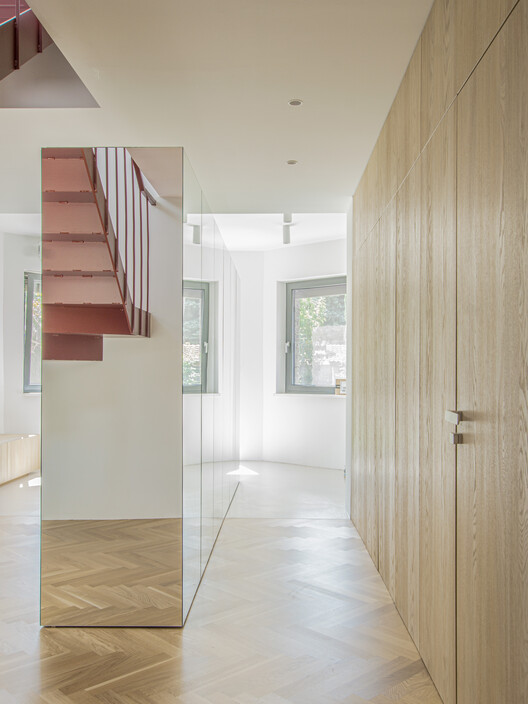 Zvonica House · 融合现代与传统的斯洛伐克家庭住宅设计丨斯洛伐克布拉迪斯拉发丨gmb.-18