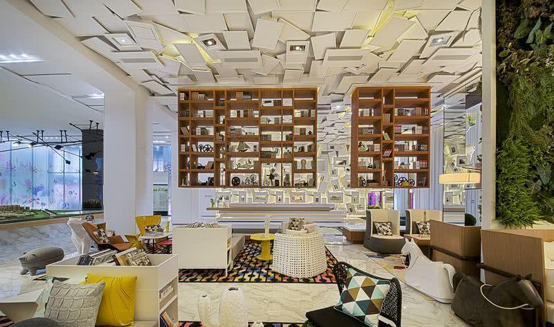 青岛万科桃花源售楼部 | 创新空间设计,彰显独特风格-5