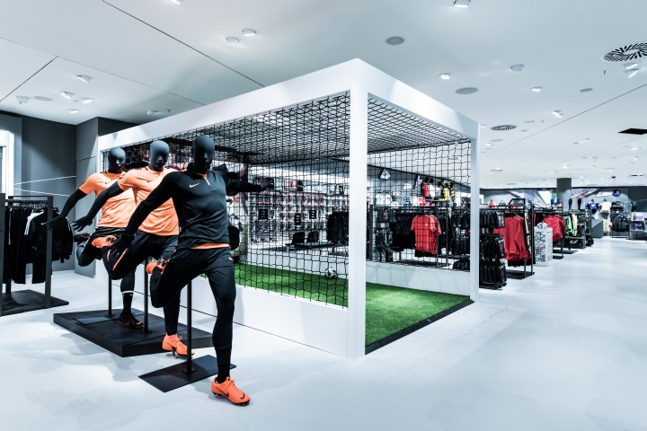 L&T 体育用品店-33