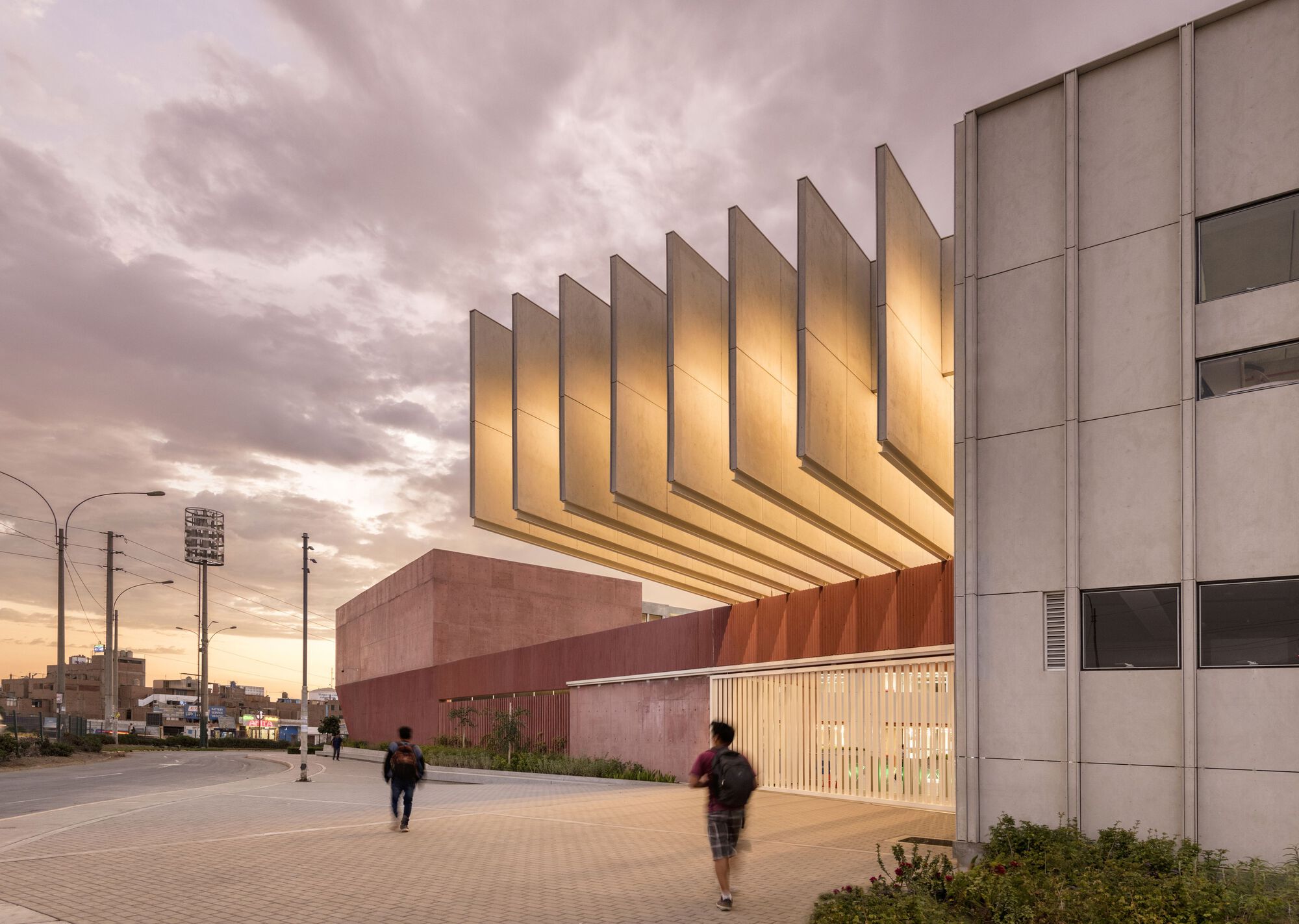 Científica del Sur University Campus  / Plan A-50