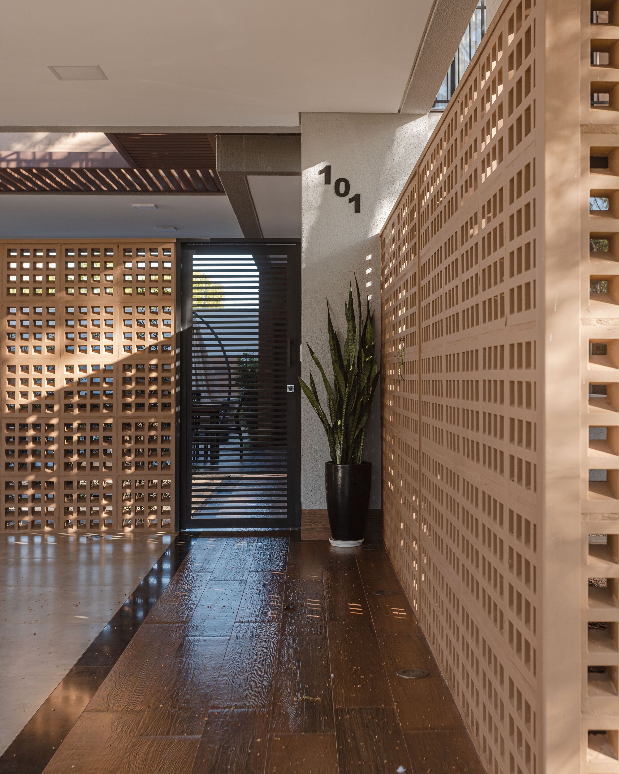 阿马雷利尼奥之家丨巴西丨Perelopes Arquitetura-20