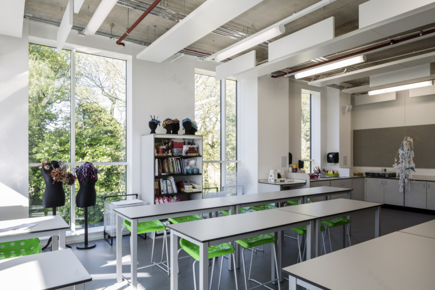 苏格兰 NORR 设计简约优雅的公立校园-12