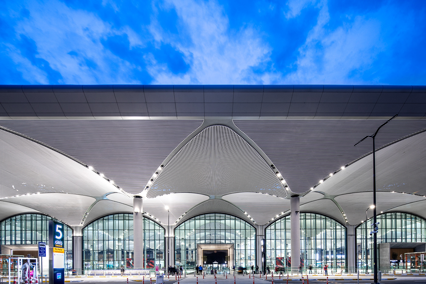 Anastasiya Gushchina丨机场丨İstanbul Airport-5