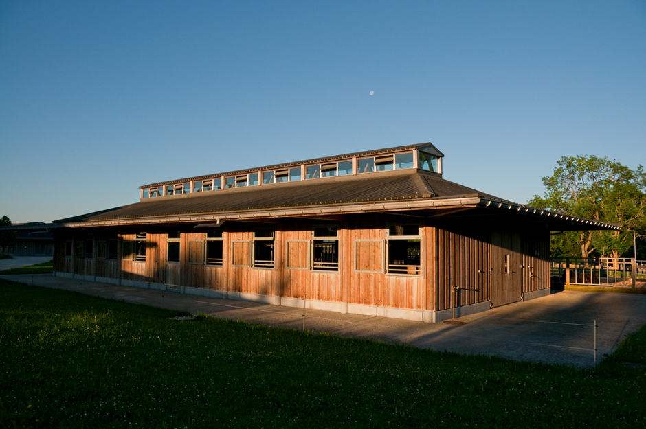 1999 La Maison Rouge Les Bois | Atelier 5 - Architekten und Planer AG-8