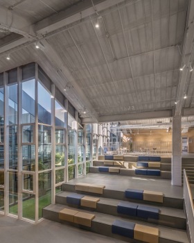正泽学校平安里校区 / WIT方夏设计 + 北京建院