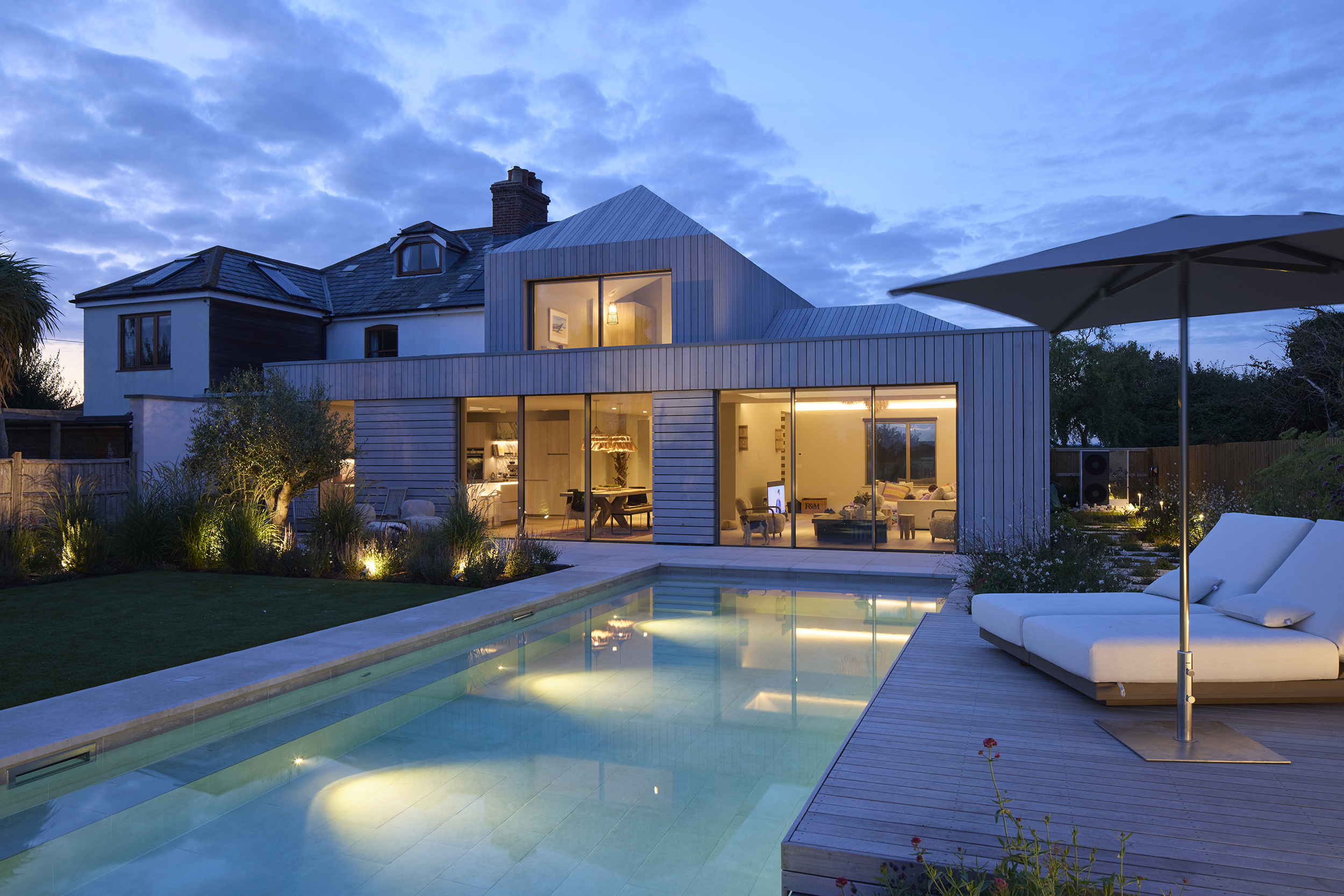 凯克姆庄园（注：House常见有房子、住宅等意思，在涉及特定建筑名称时，庄园的表述更为合适，但如果有特定背景表明应是其他译法，需根据实际情况调整） 丨英国丨Adam Knibb Architects-16