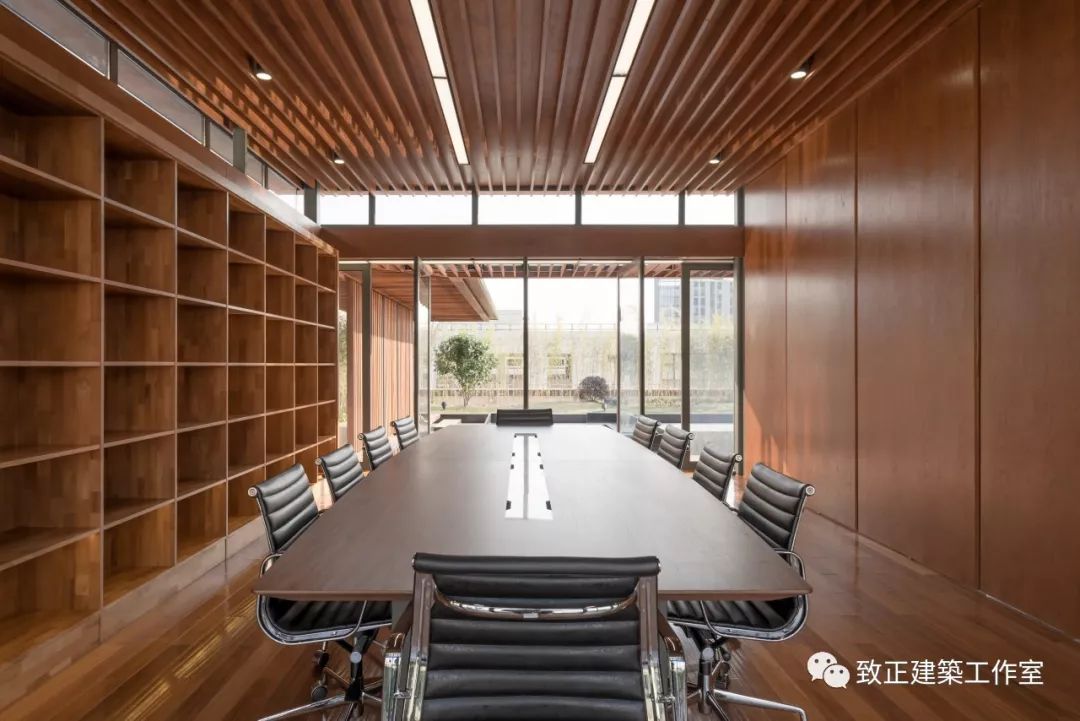 上海屋上三间 | 融于自然的轻钢结构会务空间-42