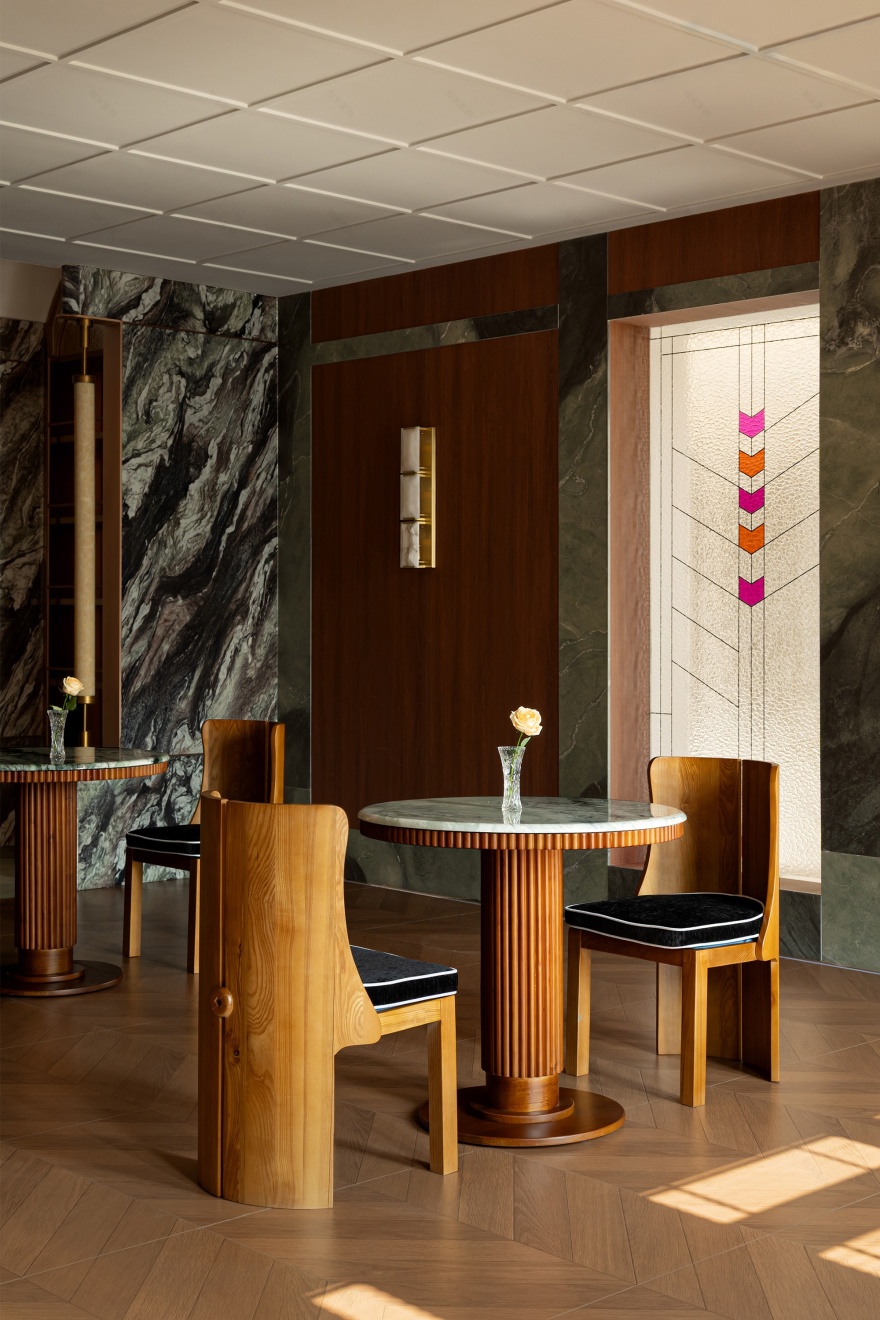 余几千平旗舰店丨戈多设计-22