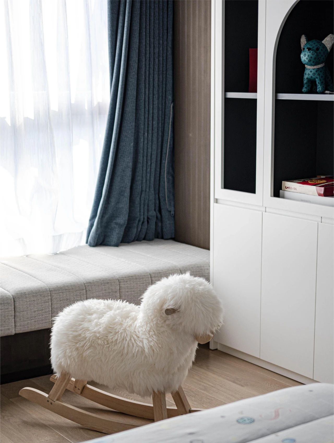 宇文长凝的 330㎡静谧之家丨温馨工作室-46