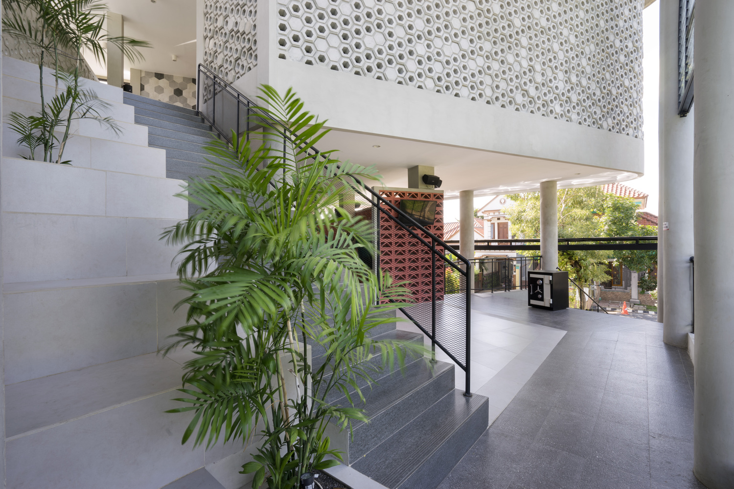 印度尼西亚蜂窝清真寺-41