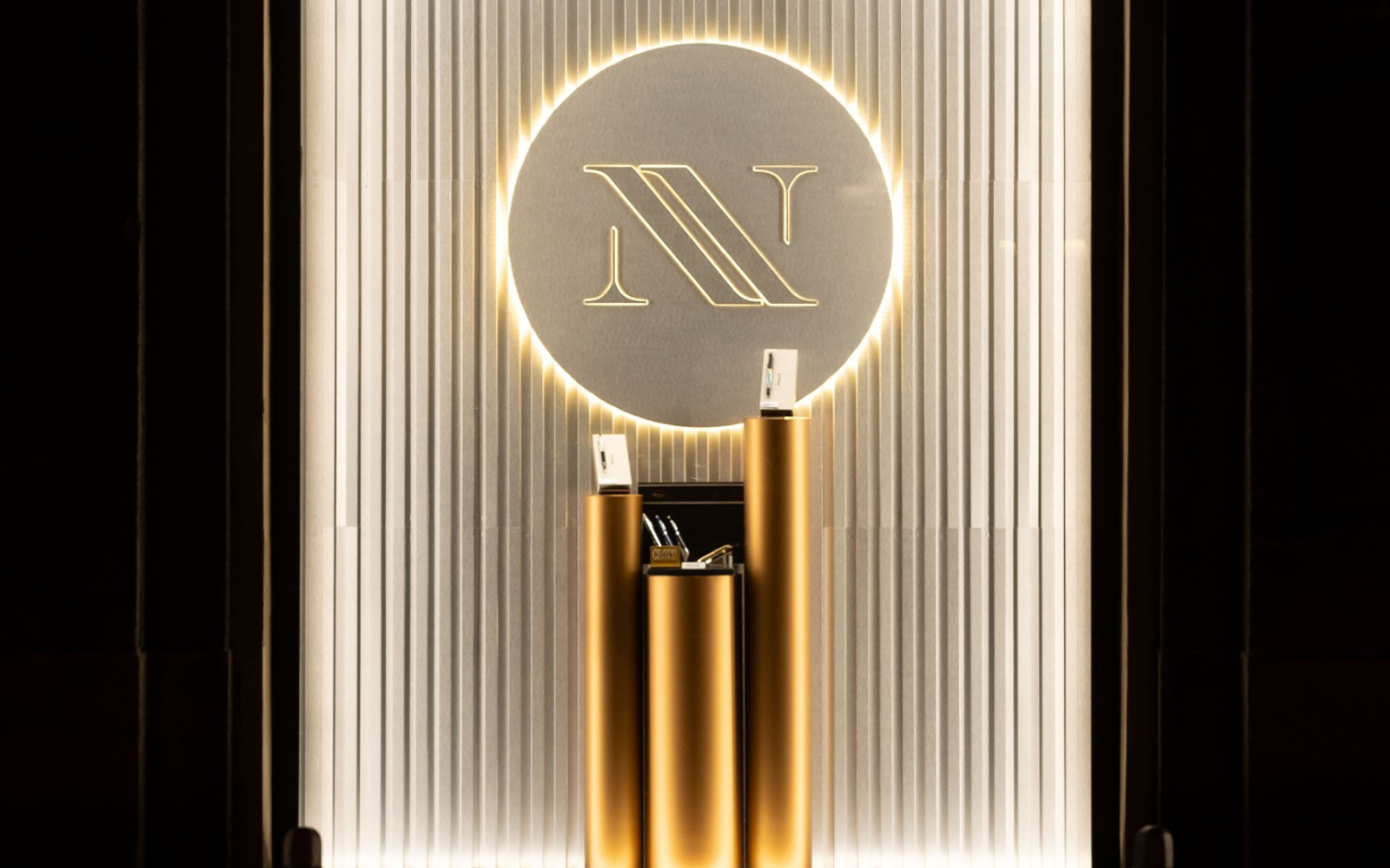 Modern Storefront Redesign-13