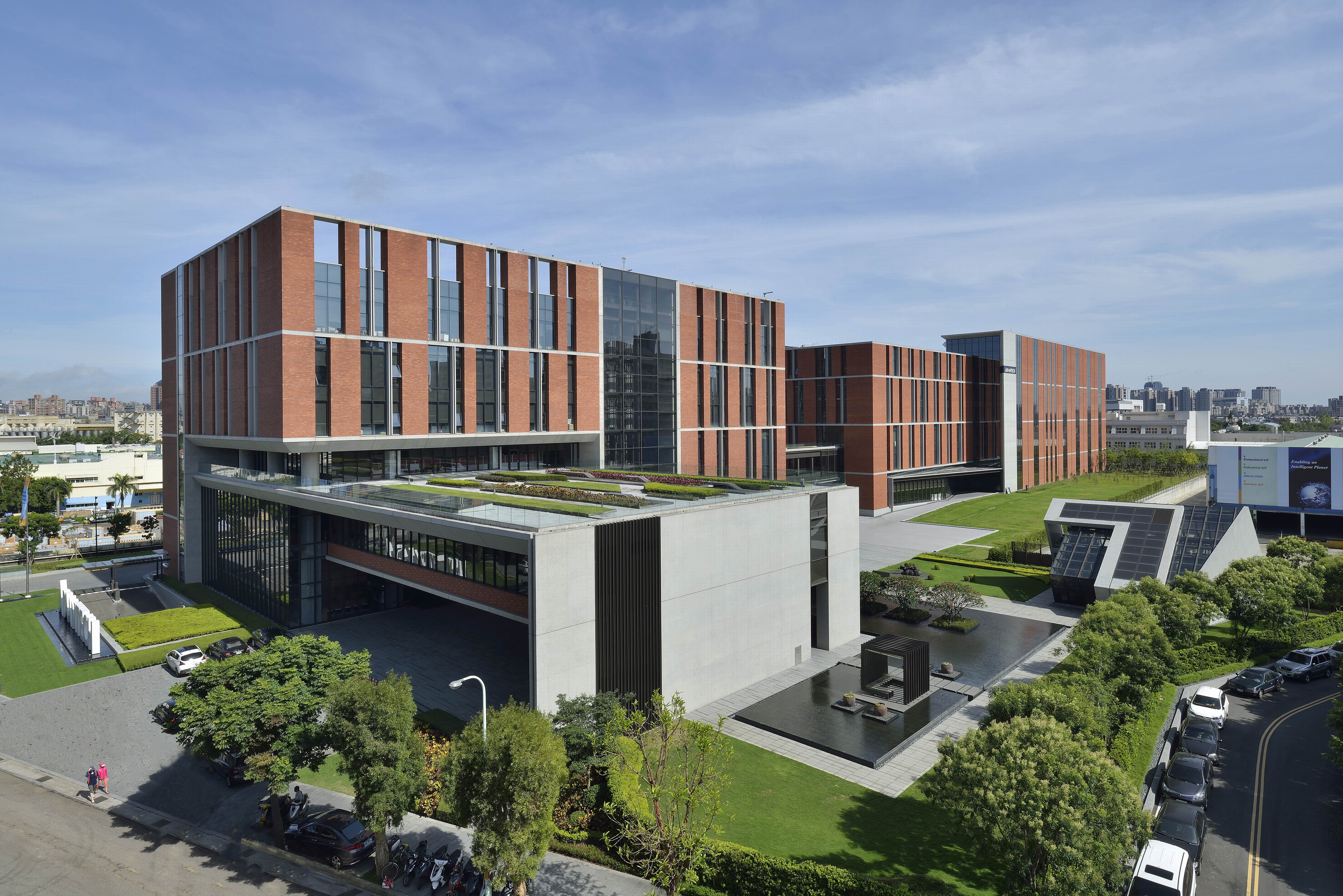 Advantech 智能绿色校园——工业 4.0 时代的舒适办公环境-6