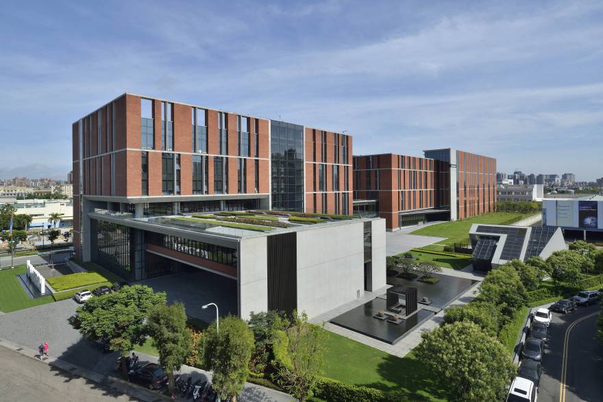 Advantech 智能绿色校园——工业 4.0 时代的舒适办公环境-6