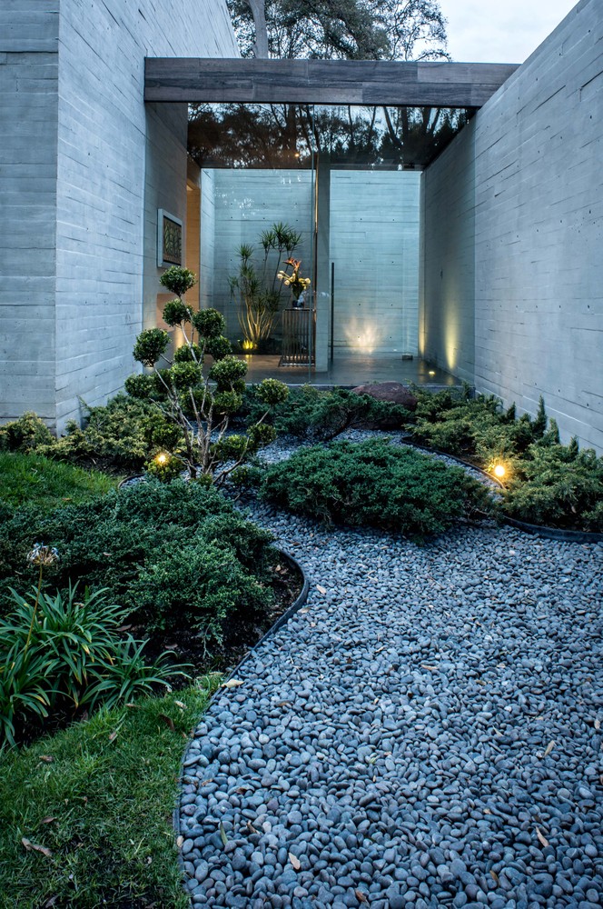 Concrete House Designed by the Mexican Firm Grupo MM, Mexico-23