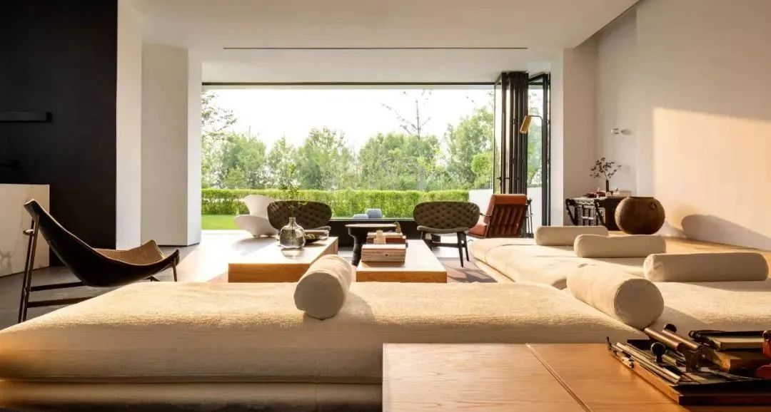 刘雯 700㎡极简工作室丨W.DA 王践设计-35