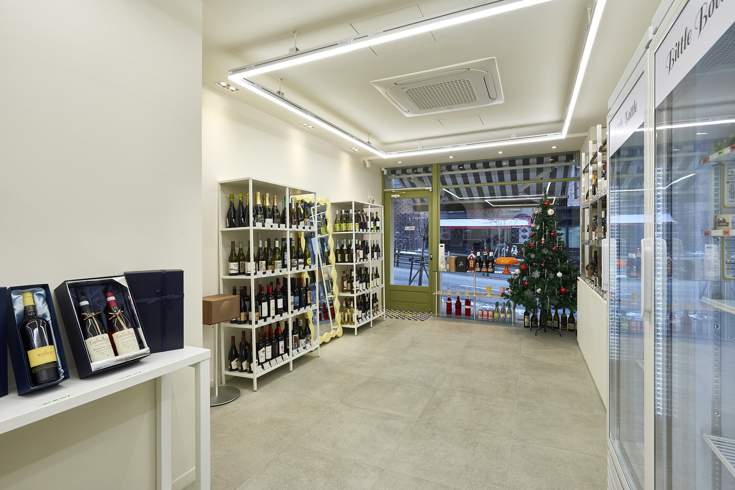 "贝壳顿 18 平米迷你卫生间的极简设计"-8