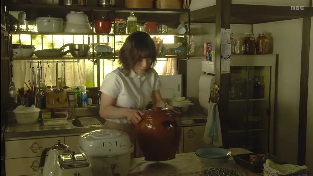 《钱断情始》里的日式 Shabby-chic 家居美学-99