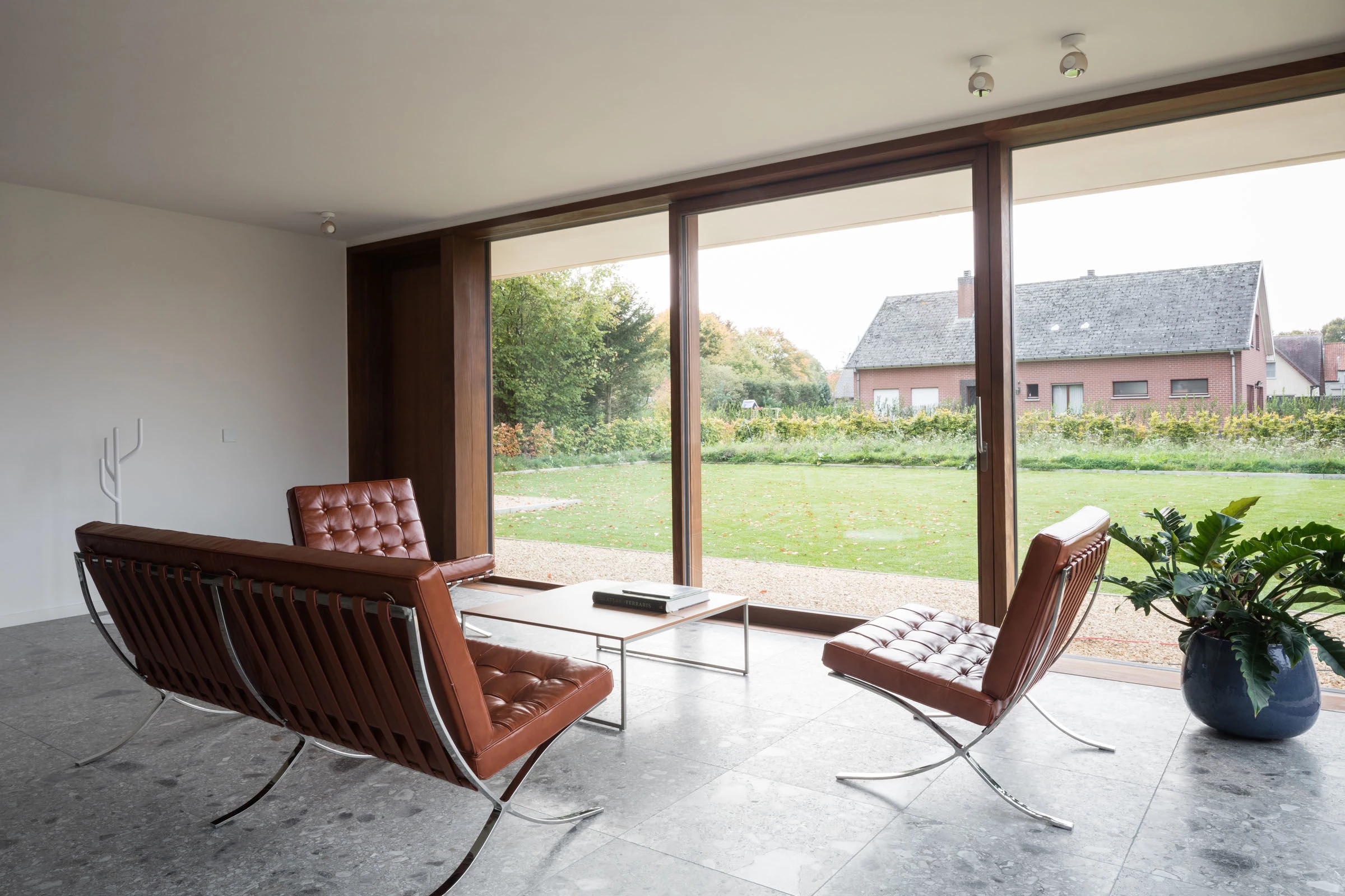 双半开放式被动住宅设计-31