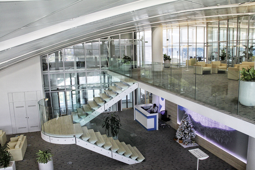 Mauritius Commercial Bank 大楼 - 绿色环保的现代办公建筑-21