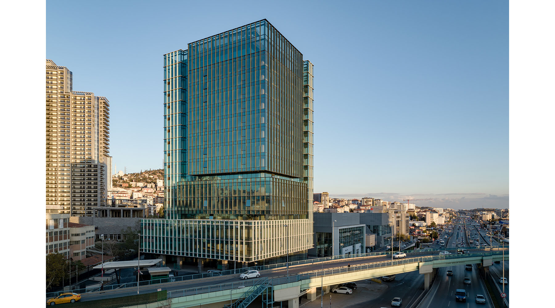 Istanbul Dogus 汽车总部 - 简约高效的人性化设计-14