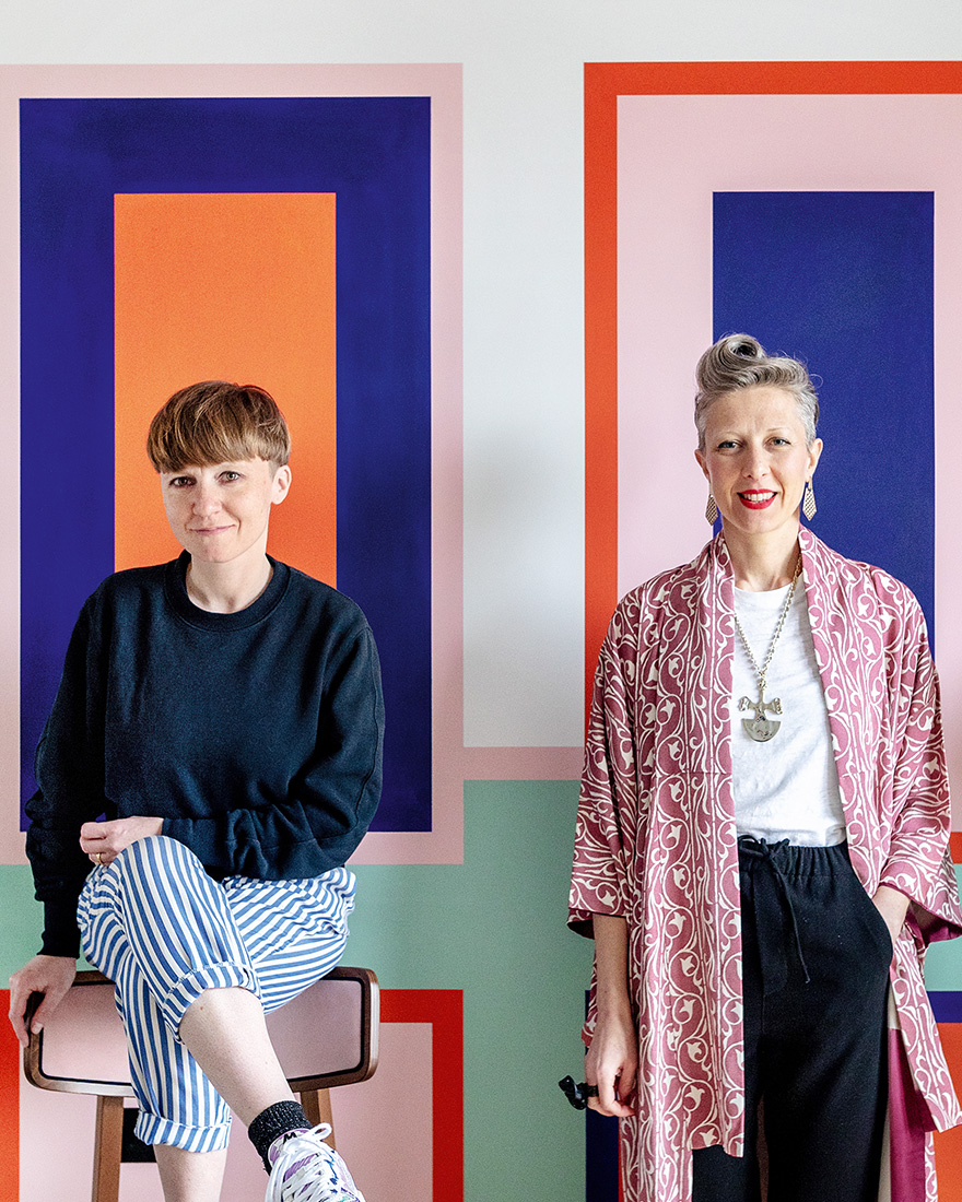 Цвет в интерьере: красочный таунхаус в Восточном Лондоне-3