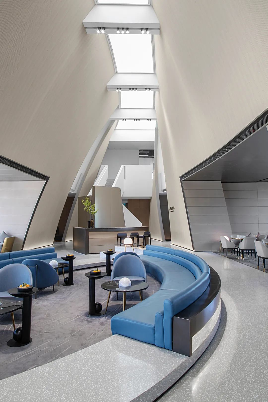 星际遐想 · 长沙京东洋湖销售中心丨中国长沙丨广州道胜设计有限公司-4