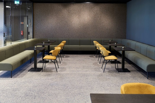 Vikingbus汽车修理厂及相关场所室内设计丨丹麦-47