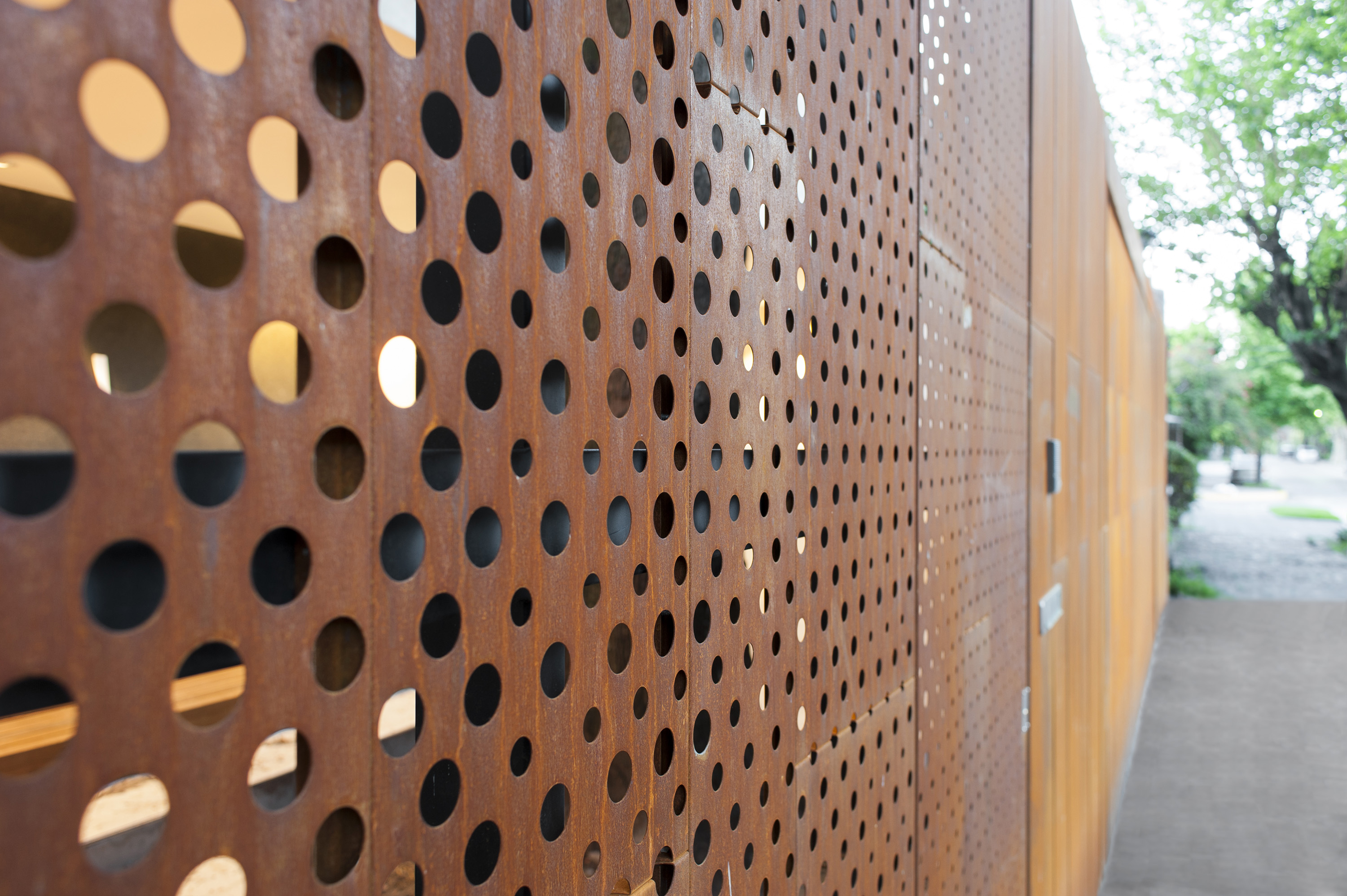 湖边住宅 House VL，融入地形与自然光的巧妙设计-14