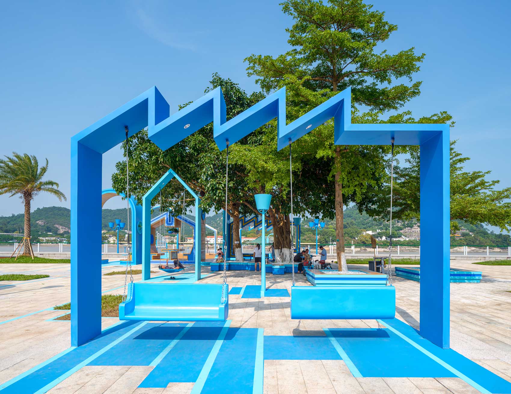 电气小屋；电子用品店（这里结合常见情况推测 ELECTRO 代表电气、电子相关，HUT 有小屋、简易商店等意思，故给出这两种较符合逻辑的表述） 丨中国珠海丨100 Architects（上海）有限公司-69