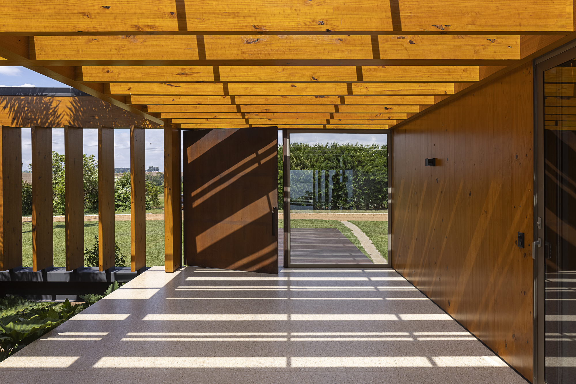 茹鲁米林住宅丨巴西丨Sergio Sampaio Archi + Tectônica-18