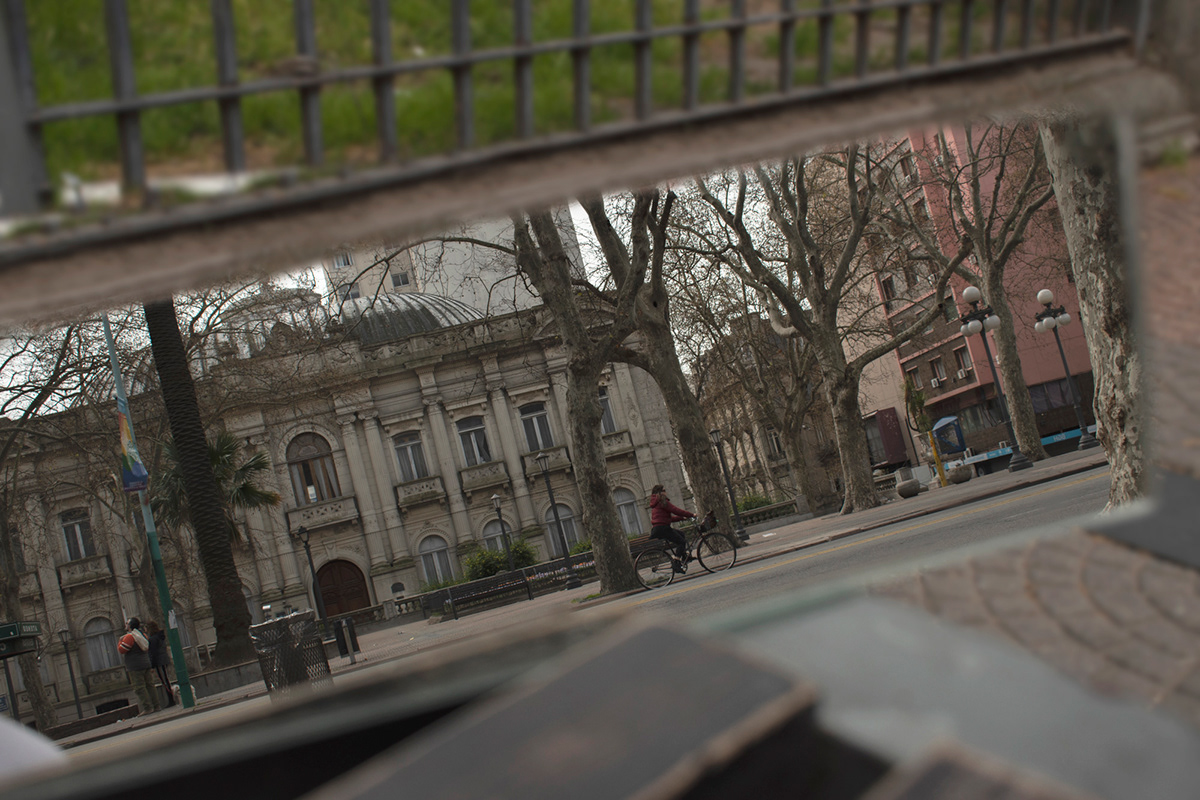 UNA ÓPTICA OPUESTA-3