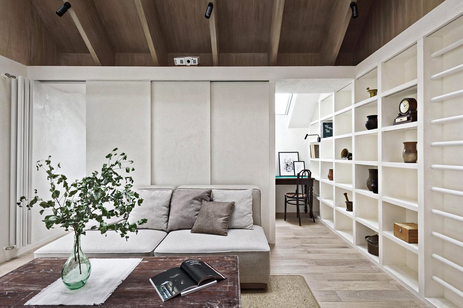 family room BUROWHITE-0