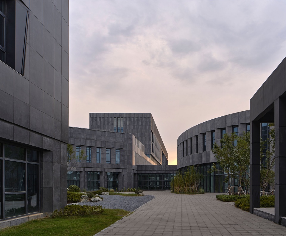 坝道工程医院实训基地丨中国河南丨天津大学设计总院·顾志宏工作室-15