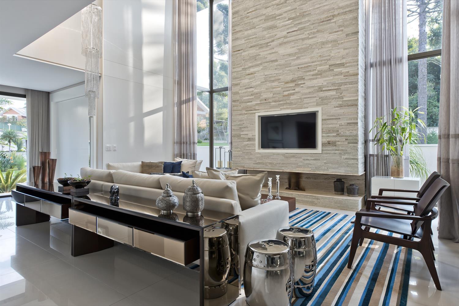 现代简约之家 | Curitiba 的钢铁魅力-4