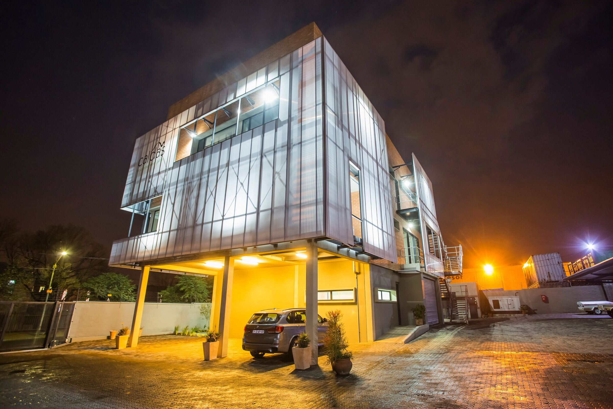 南非 Rubela Park Offices | 工业风绿建筑的典范-49