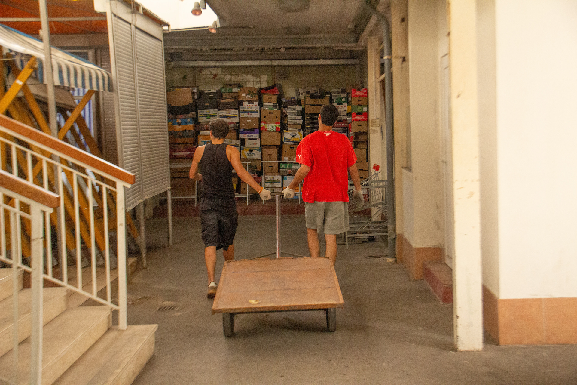 里耶卡25号警笛汤(注:由于SIREN SOUP不太明确确切含义,警笛汤可能不太符合实际情况,这里是按字面进行翻译,若有更多背景信息可使翻译更准确) 丨Mo Abdelbary等11人组成的SSS Crew-109