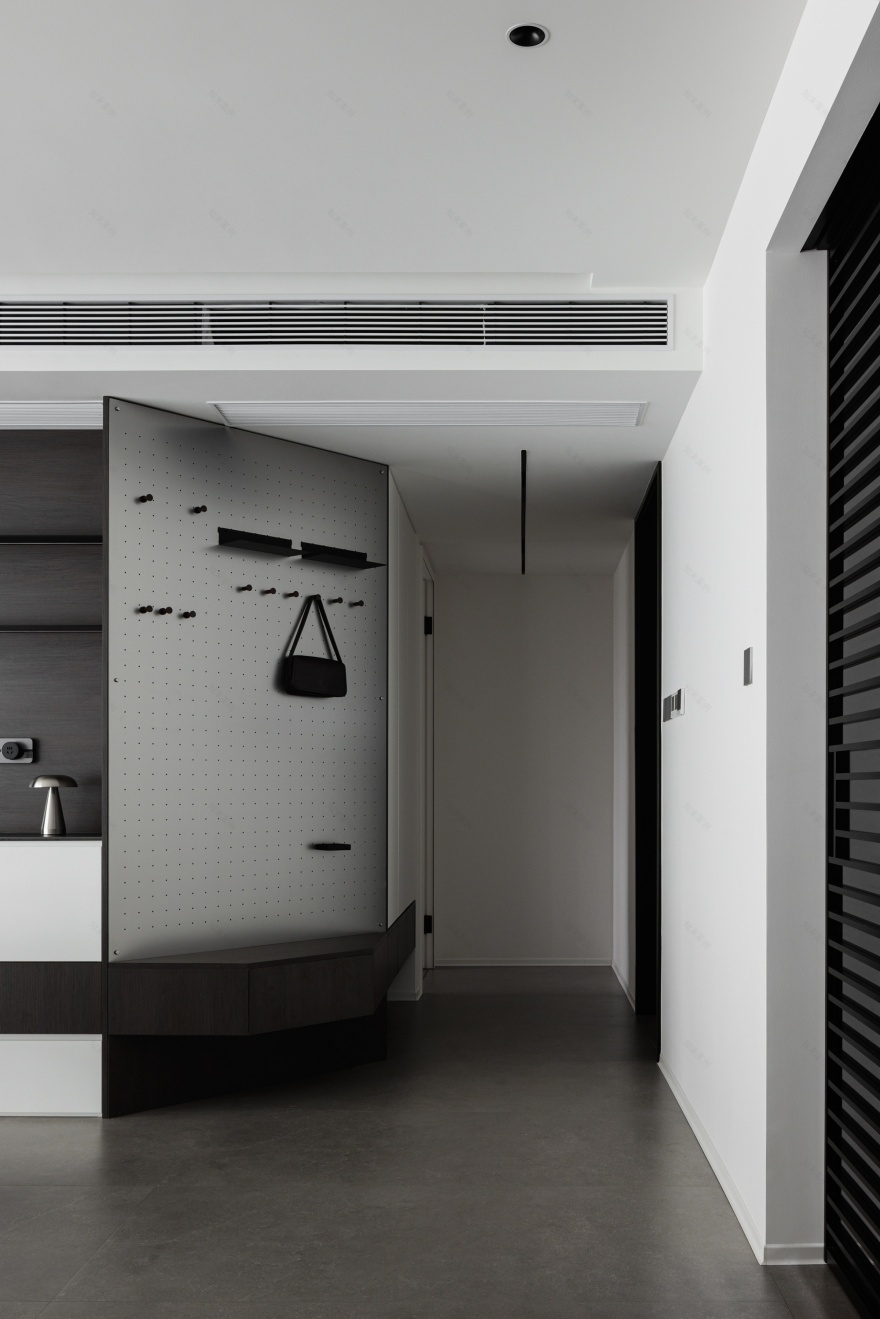 《谧径漫步》成都 137㎡现代极简设计丨中国成都丨宏福樘设计-4