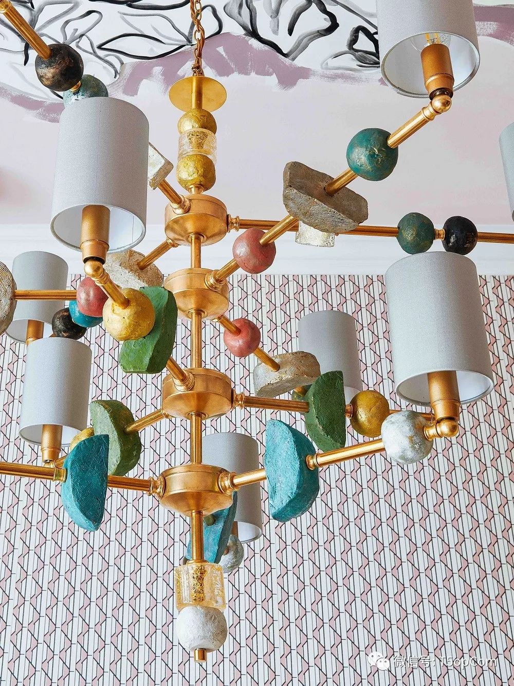 艺术、时尚和室内设计融合在Mrs and Mr Bateman的弹出式商店中-4