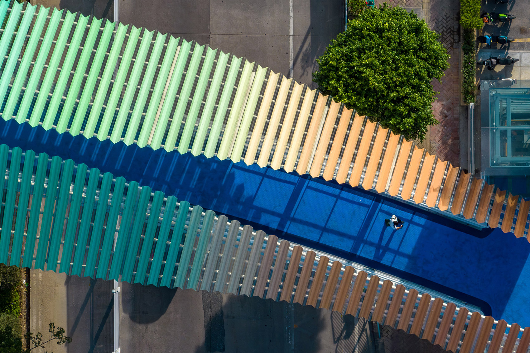 南海大沥建设大道人行天桥丨中国佛山丨竖梁社 Atelier cnS-26