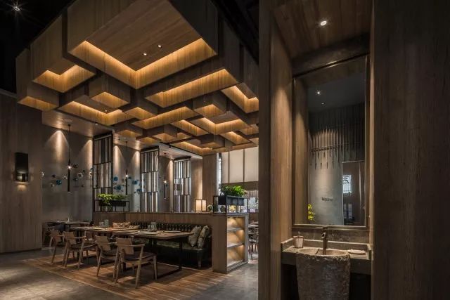 武汉素点餐厅 | 山水意境,东方气质-12