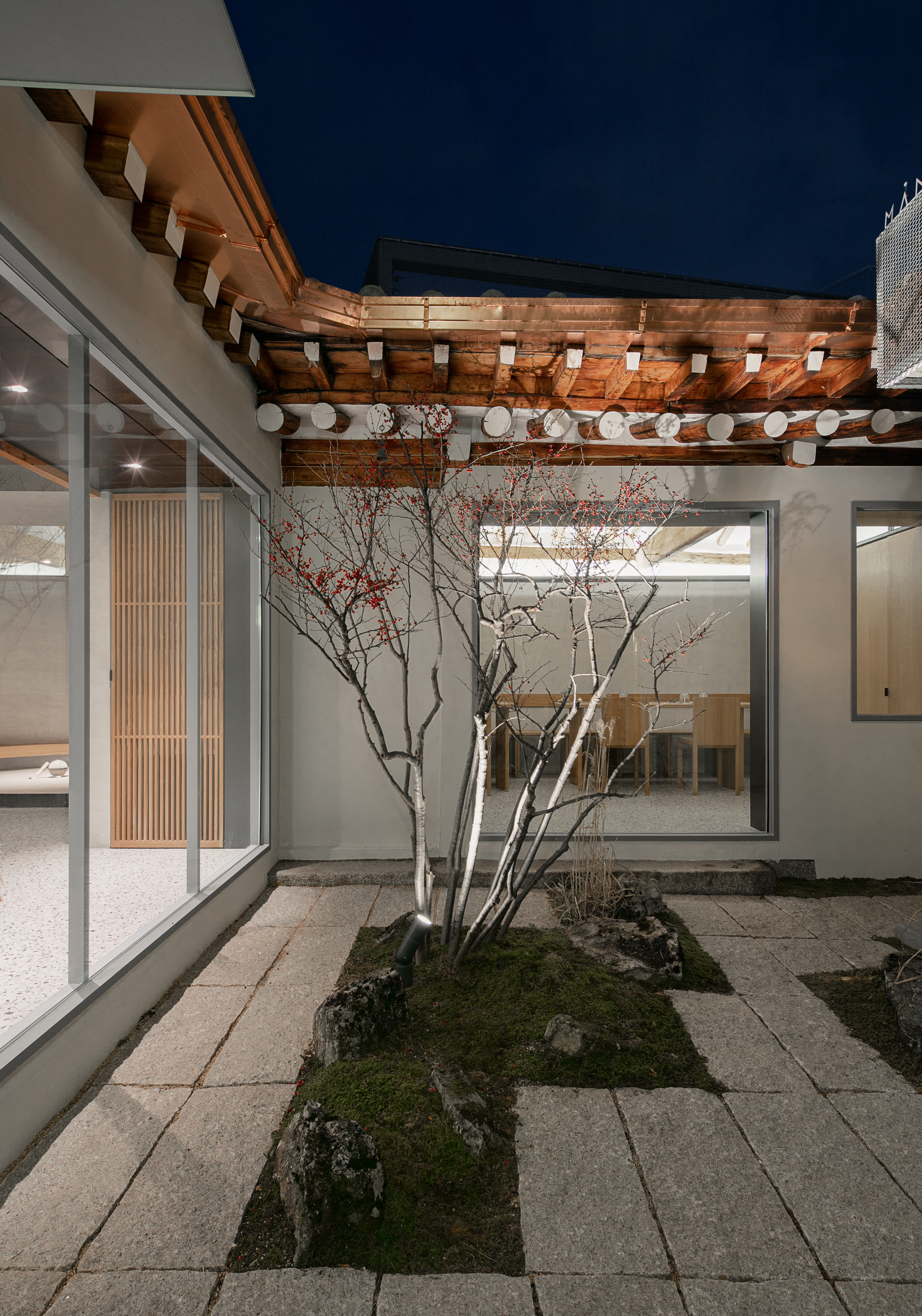 Mangata Restaurant / NOMAL-41