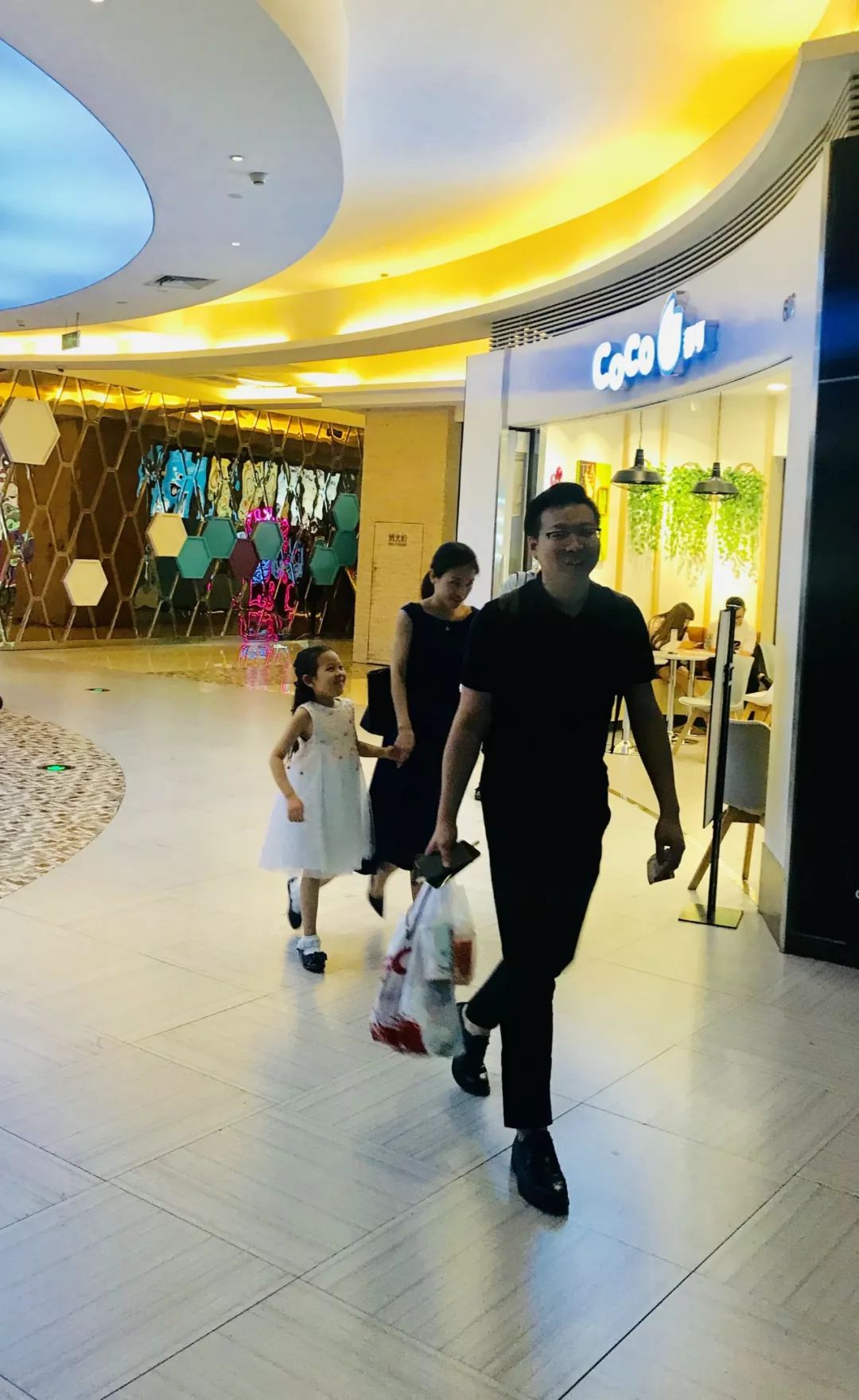 五一假期，九度带您走进影城，感受初夏柔美-21