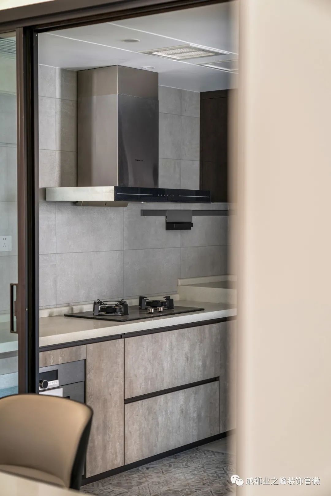 冠城花园旧房改造丨罗雯-31