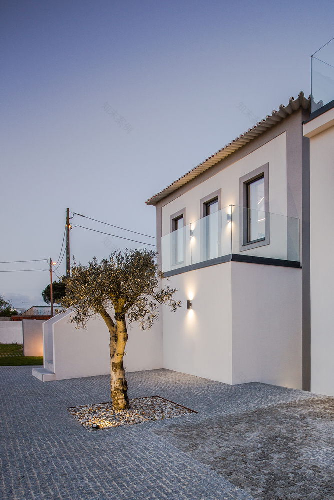 葡萄牙百年建筑的现代重生-50